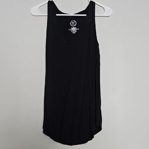 Classic Black Sleeveless Tank Top